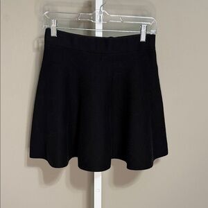 She + Sky Black Flared Mini Skirt Size M‎ Elastic Waist Excellent Condition